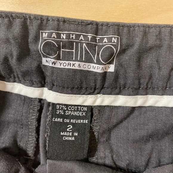 Manhattan Chino Classic Gray Women's Shorts size 2 (HS) - Picture 6 of 10